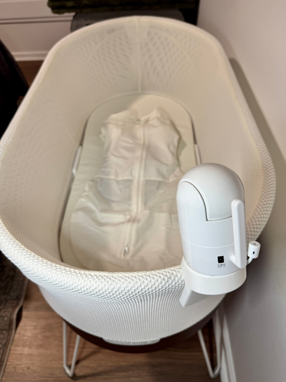 Additional view of Infant Optics DXR-8, DXR-8 Pro Snoo Bassinet & Cot Mount