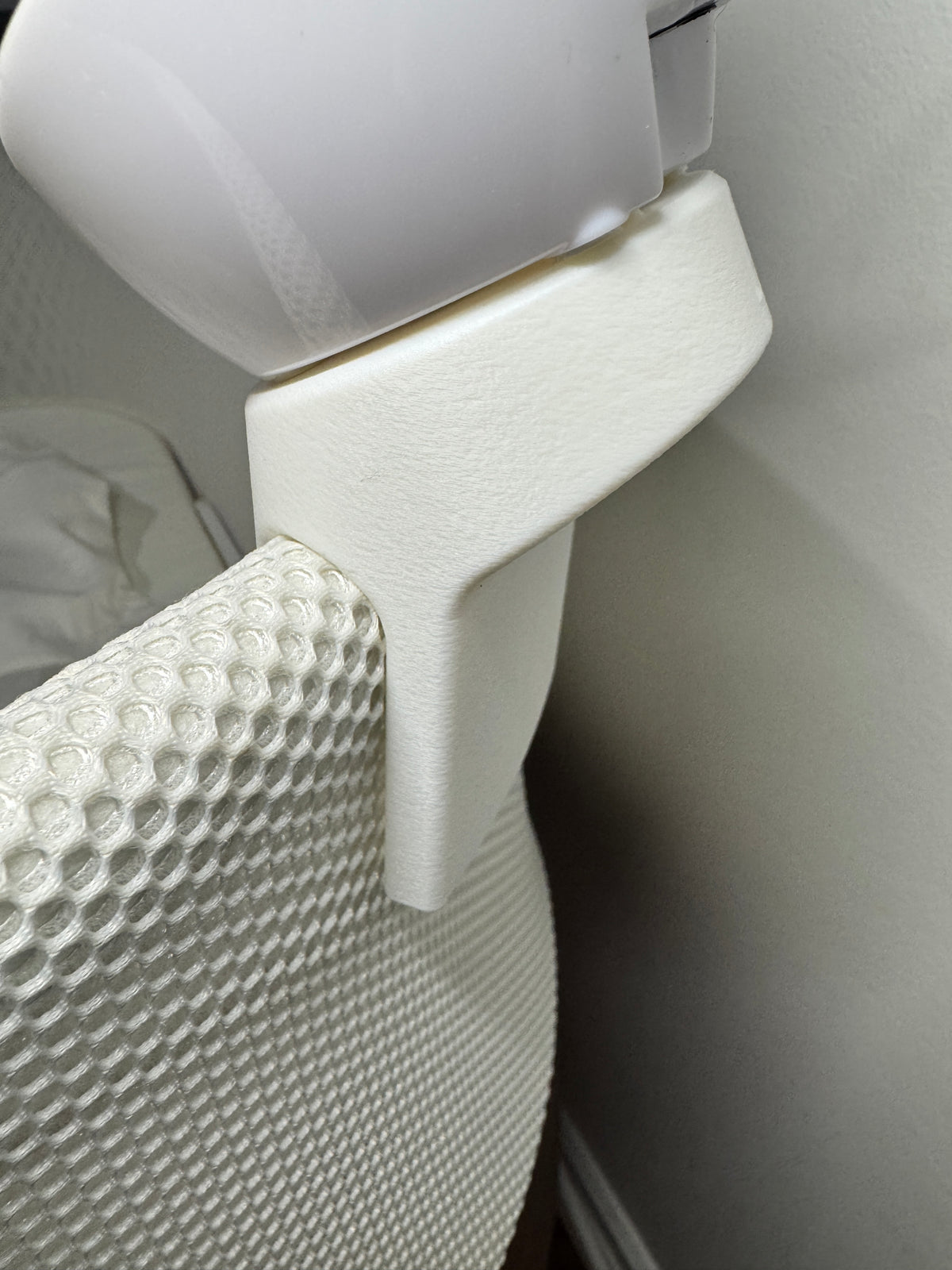 Additional view of Infant Optics DXR-8, DXR-8 Pro Snoo Bassinet & Cot Mount