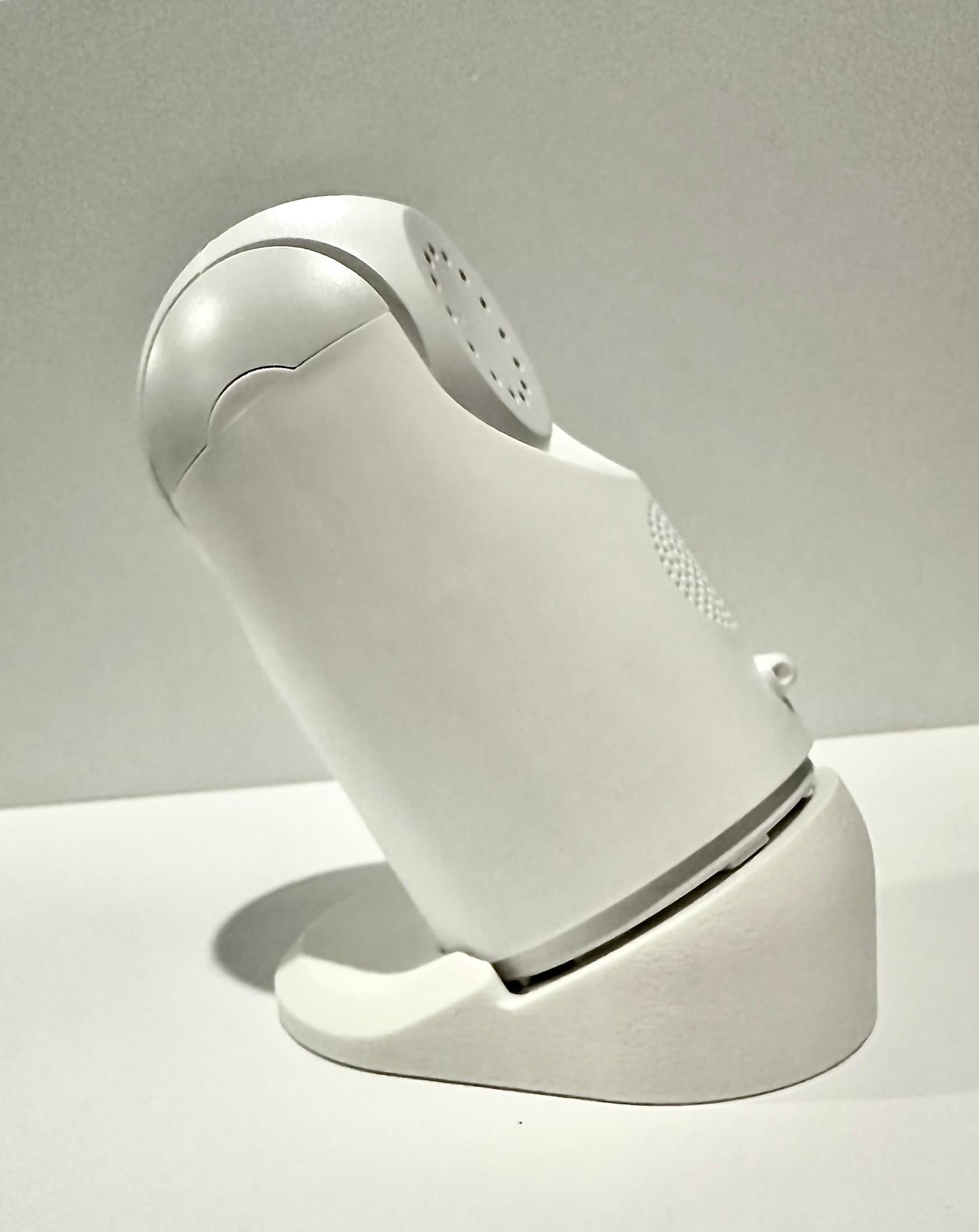 VTech Baby Monitor Shelf Mount | Angled | BM3900N & More positioned on a stable base for easy viewing.