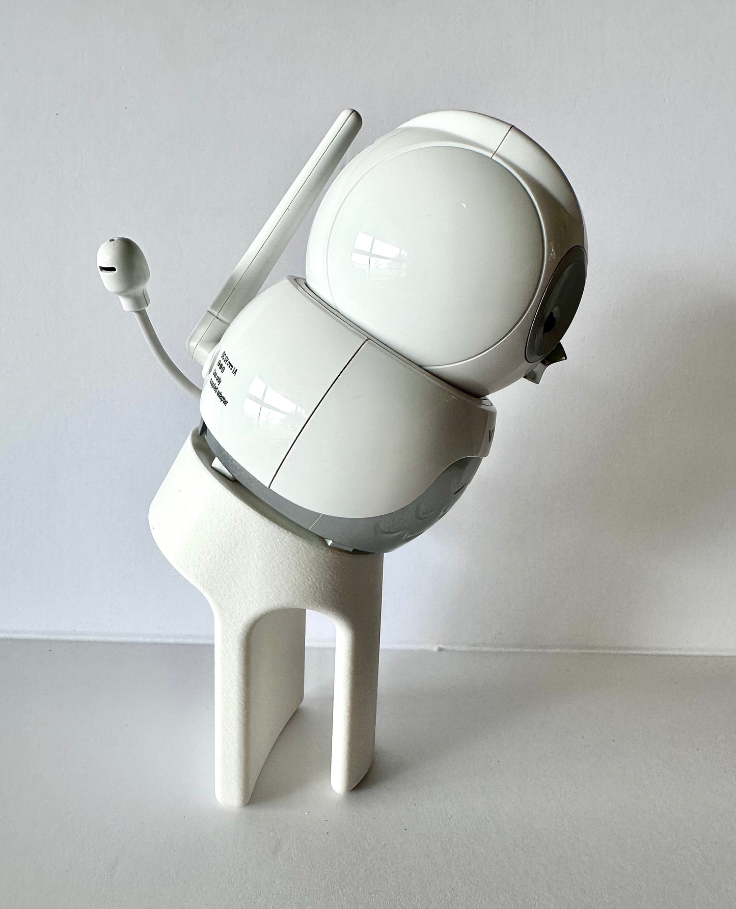 VTech Baby Monitor Snoo & Cot Mount | BM4500HD + More showcasing a no-drill baby monitor mount for cots and bassinets.
