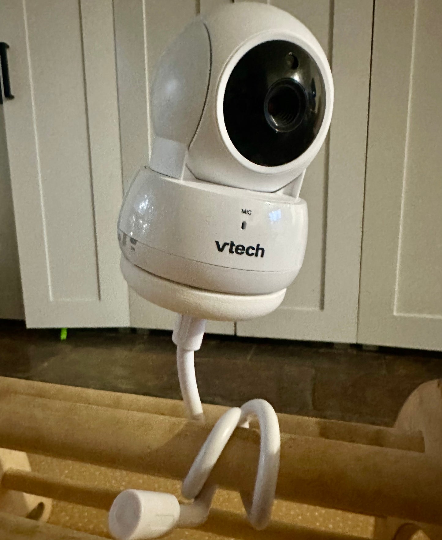 VTech BM5550AU Baby Monitor Adapter | Convert to 1/4” Tripod Thread | No-Drill 3D Printed Mount – Made in Australia