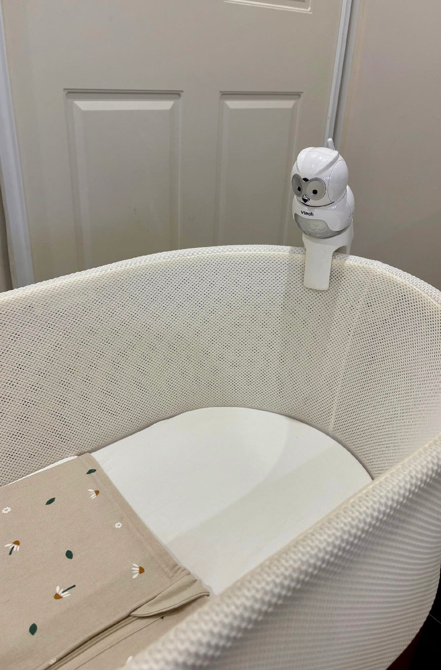 VTech BM4500HD Snoo Mount – No-Drill Clip-On Baby Monitor Holder | 30° Angled View | 3D Printed in Australia | Eco-Friendly Family Made