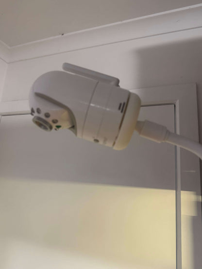 Infant Optics Baby Monitor Mount Adapter (1/4” Thread) | DXR-8 & DXR-8 Pro mounted on a flexible gooseneck.