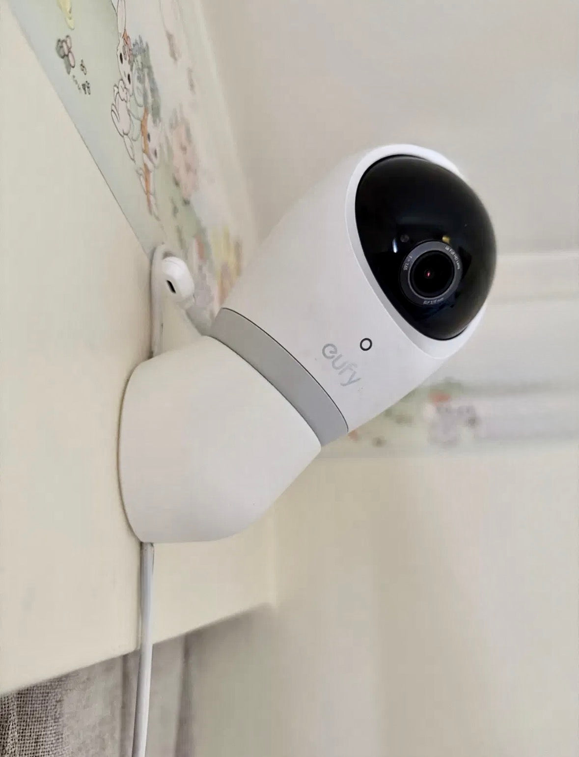 Eufy E20, E21 Baby Monitor Wall Mount | 45 Degree Angle