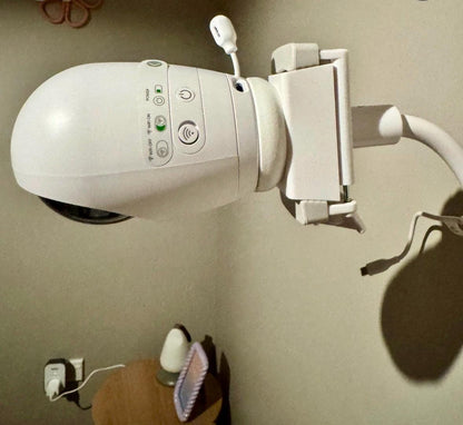 Eufy Baby Monitor Mount Adapter | E20 & E21 | 1/4" Thread attached to a wall mount for baby monitoring.