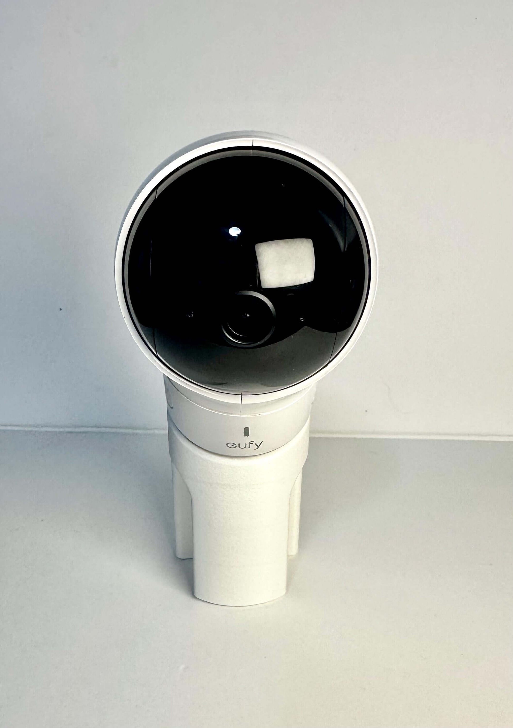 Eufy Baby Monitor Snoo & Cot Mount | E210, white baby monitor camera with a sleek design for clear overhead views.