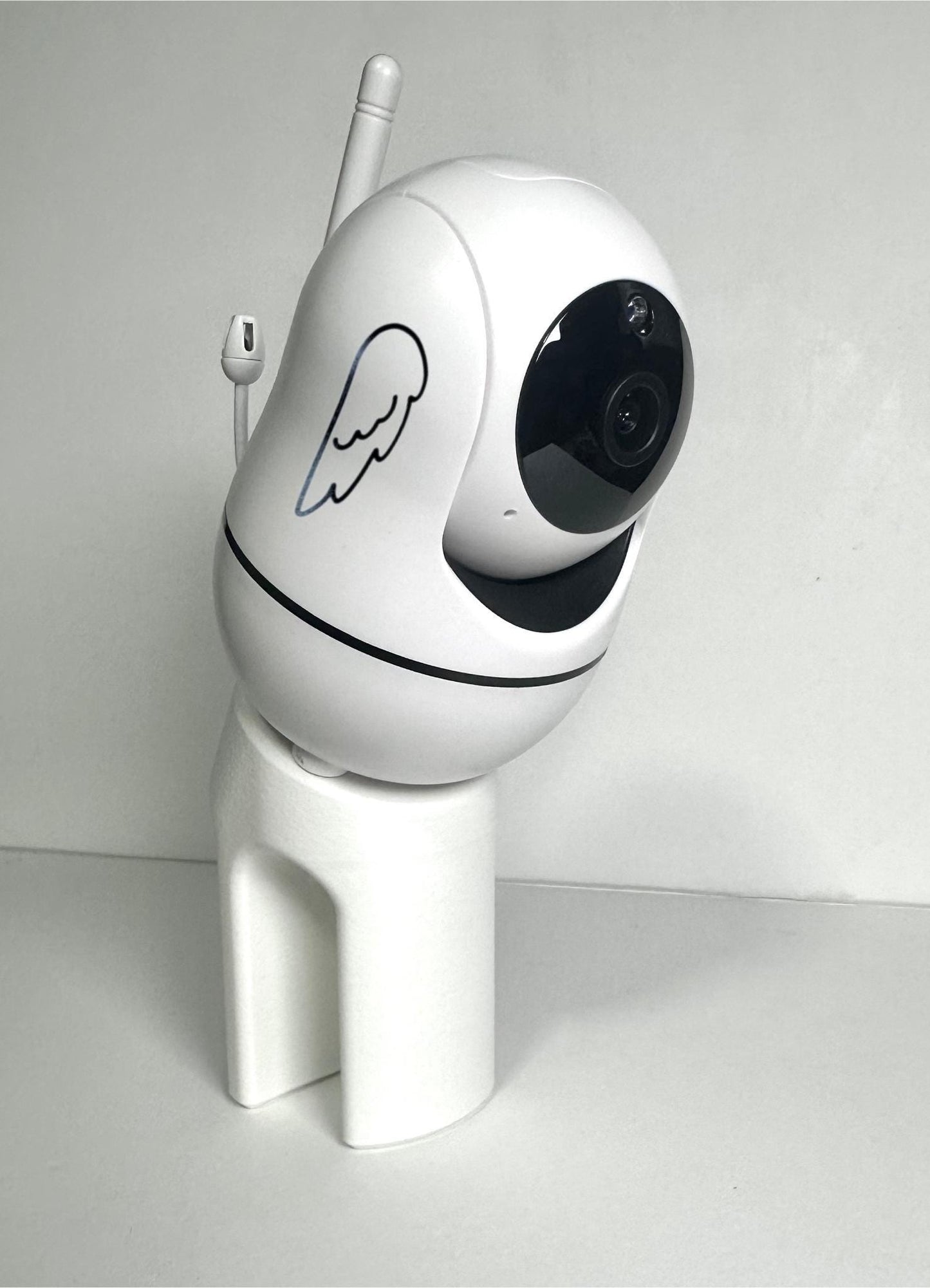 Tweetycam Baby Monitor Snoo & Cot Mount | All Models mounted on a shelf for a clear view.