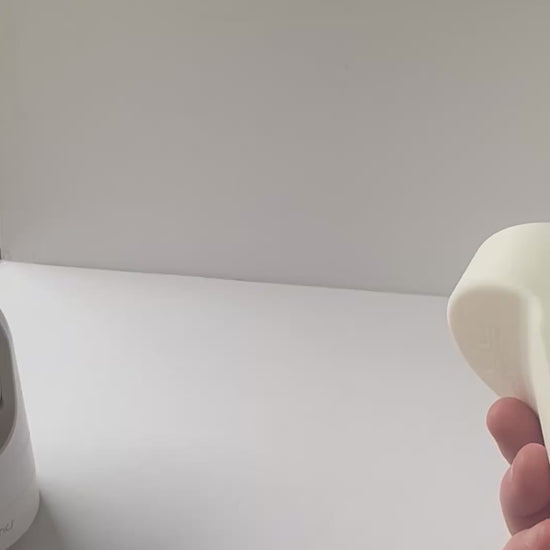 Infant Optics Baby Monitor Snoo & Cot Mount | DXR-8 + DXR-8 Pro displayed in use, showcasing the no-drill design.